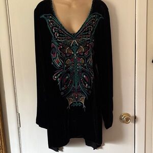 Johnny Was Black Velvet Tunic with Colorful Embroidery plus 1x